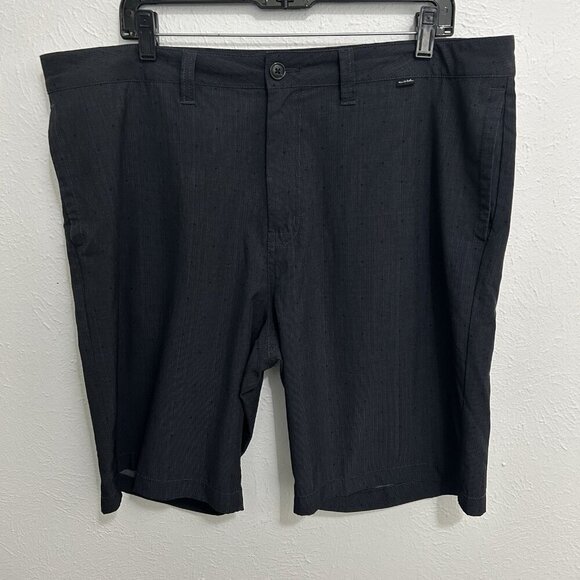 Travis Mathew Shorts Dark Gray Golf Performance Stretch Chino Flat Front Size 38 - Picture 1 of 10
